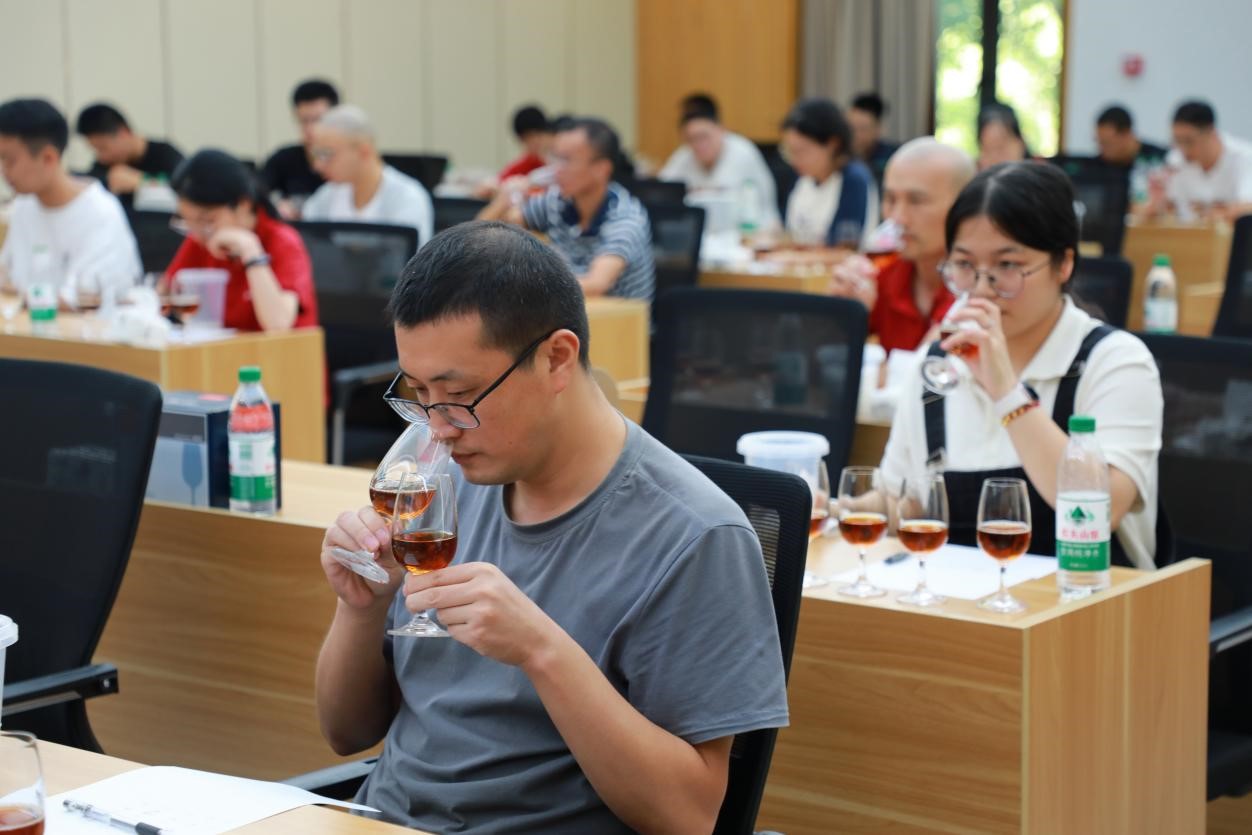 1760149847818311.jpg 图片3.jpg