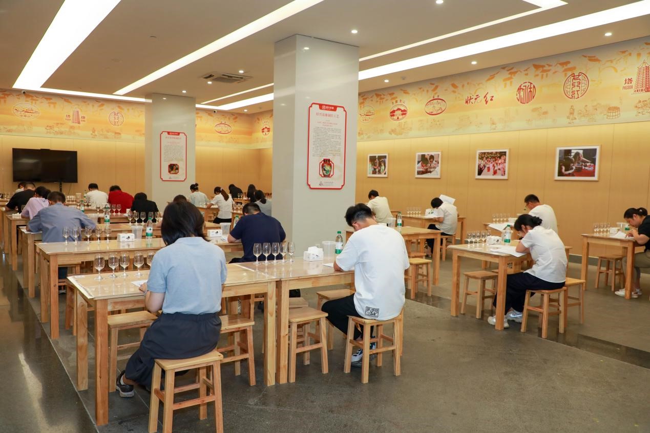 1760149907250747.jpg 图片5.jpg