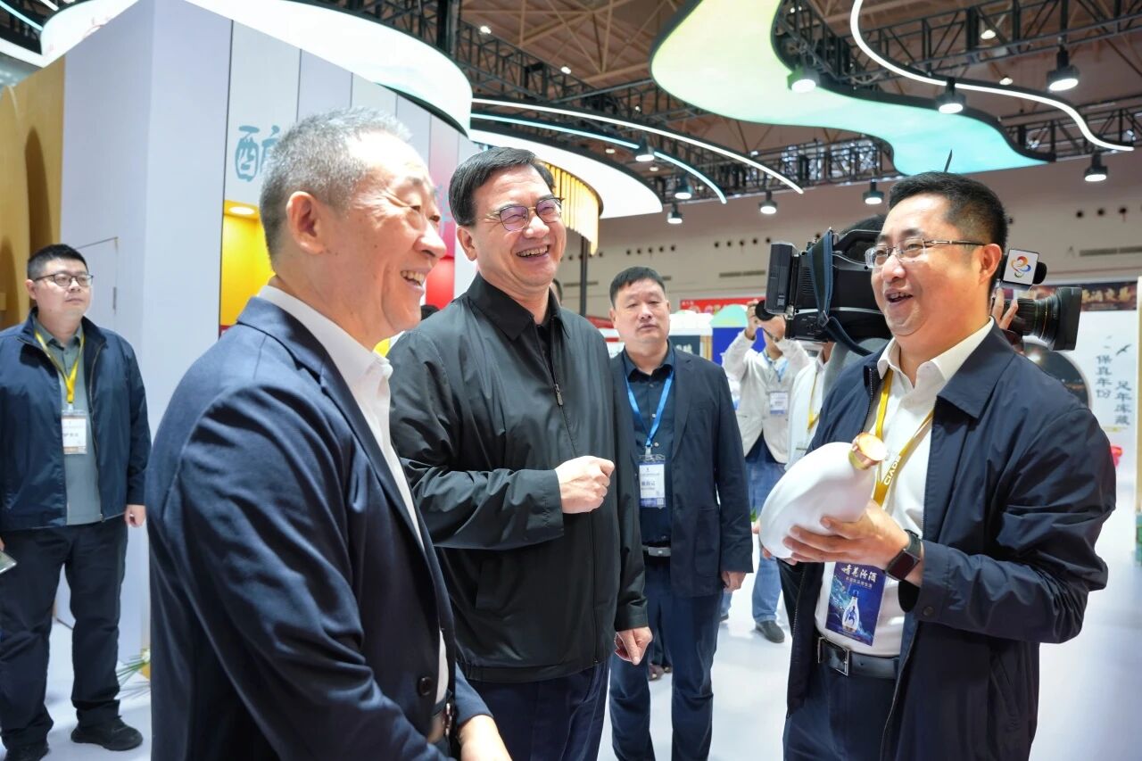 1792374482181591.jpg 10.18图片1.jpg